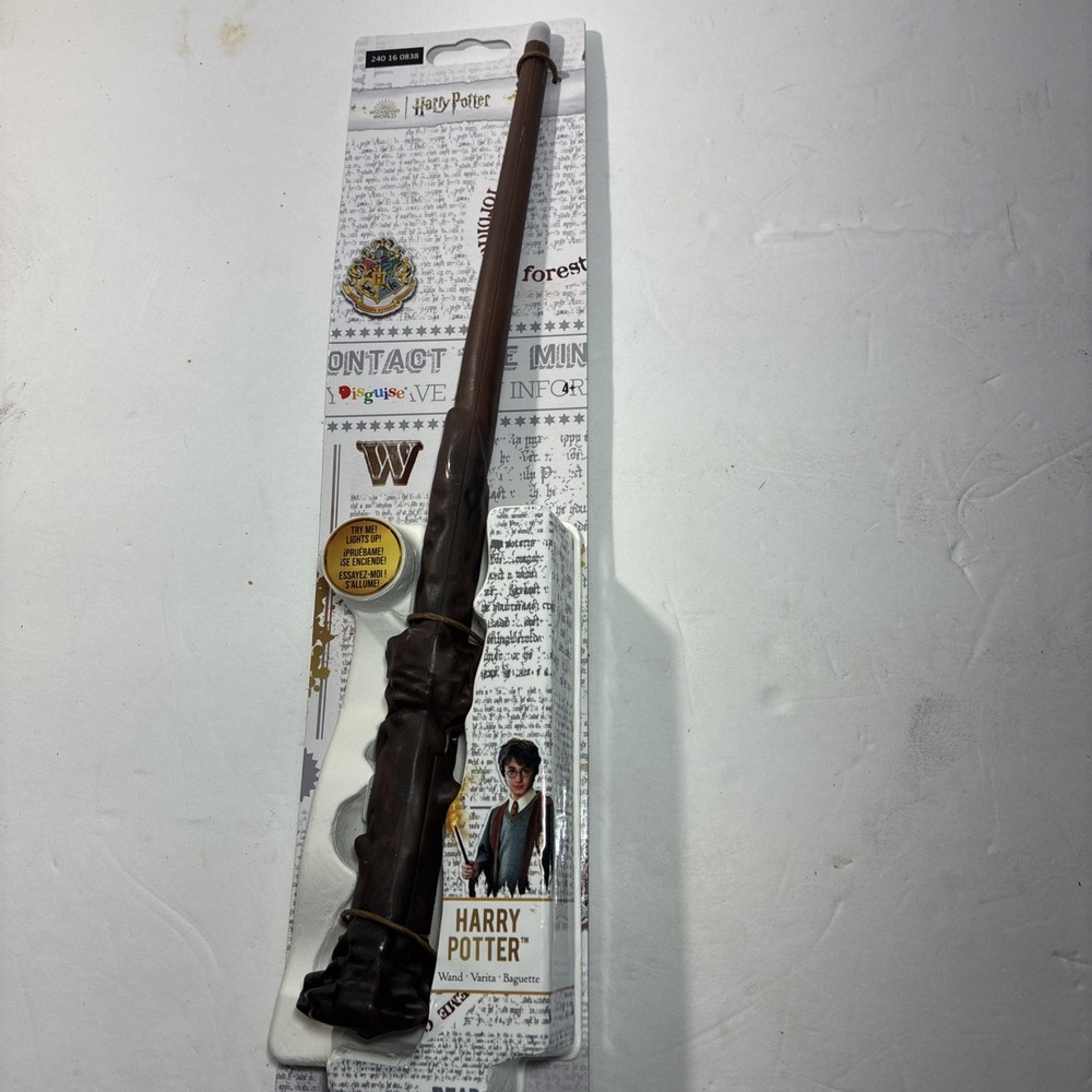 New Harry Potter Deluxe Light-Up Wand Toy/Costume Accessory Brand NEW in package
